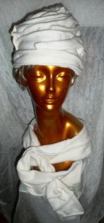 White Sculptured Fleece set